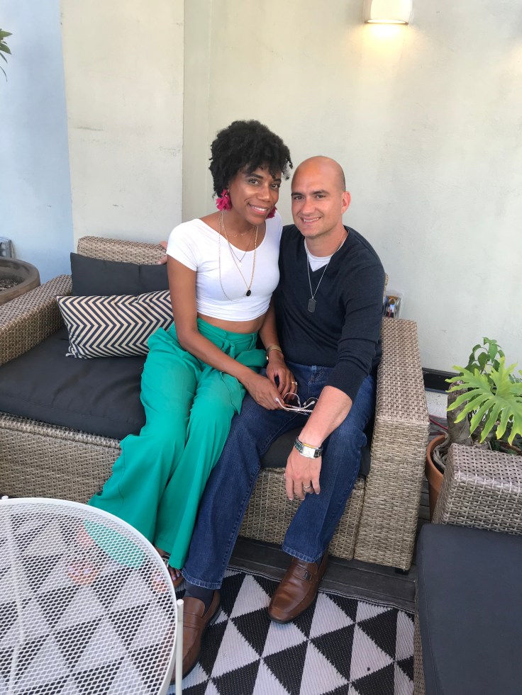 Staple items in a minimalist wardrobe can be paired with many items to create several different looks. #minimalistwardrobe #minimalism #minimalist #motherhood #momlife #summerwardrobe #minimalistlifestyle