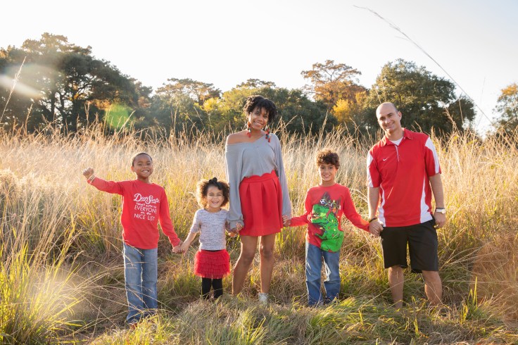 Enjoy the moment. You will never have this moment again. #minimalistchristmas #minimalistgiftideas #familyphotoideas #familyphotography #christmasphotoideas #holidayseason #merrychristmas