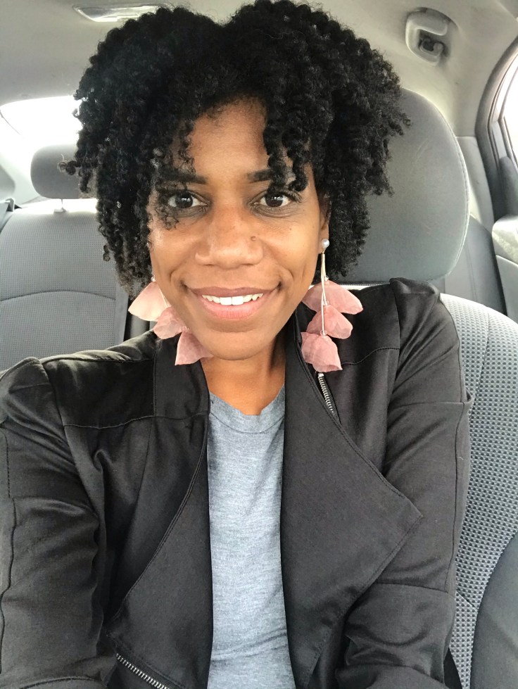 Day 1 Hair - Be careful not to over manipulate your hair to keep a certain curl pattern. #naturalhair #africanamericanhair #mediumlengthnaturalhair #naturalhairtips #naturalhairhealth #naturalhairgrowth