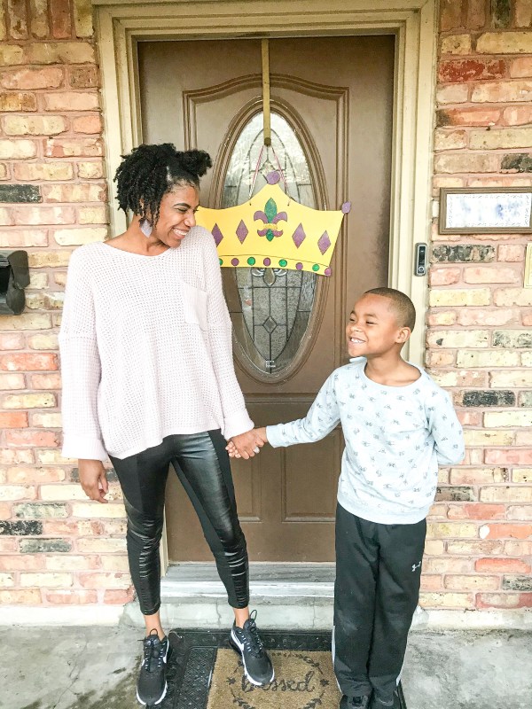 Make sure that in managing your time as mom you include moments you can spend with your beautiful family. #managingtime #timemanagement #timeblocking #busymom #christianmom #createroutines