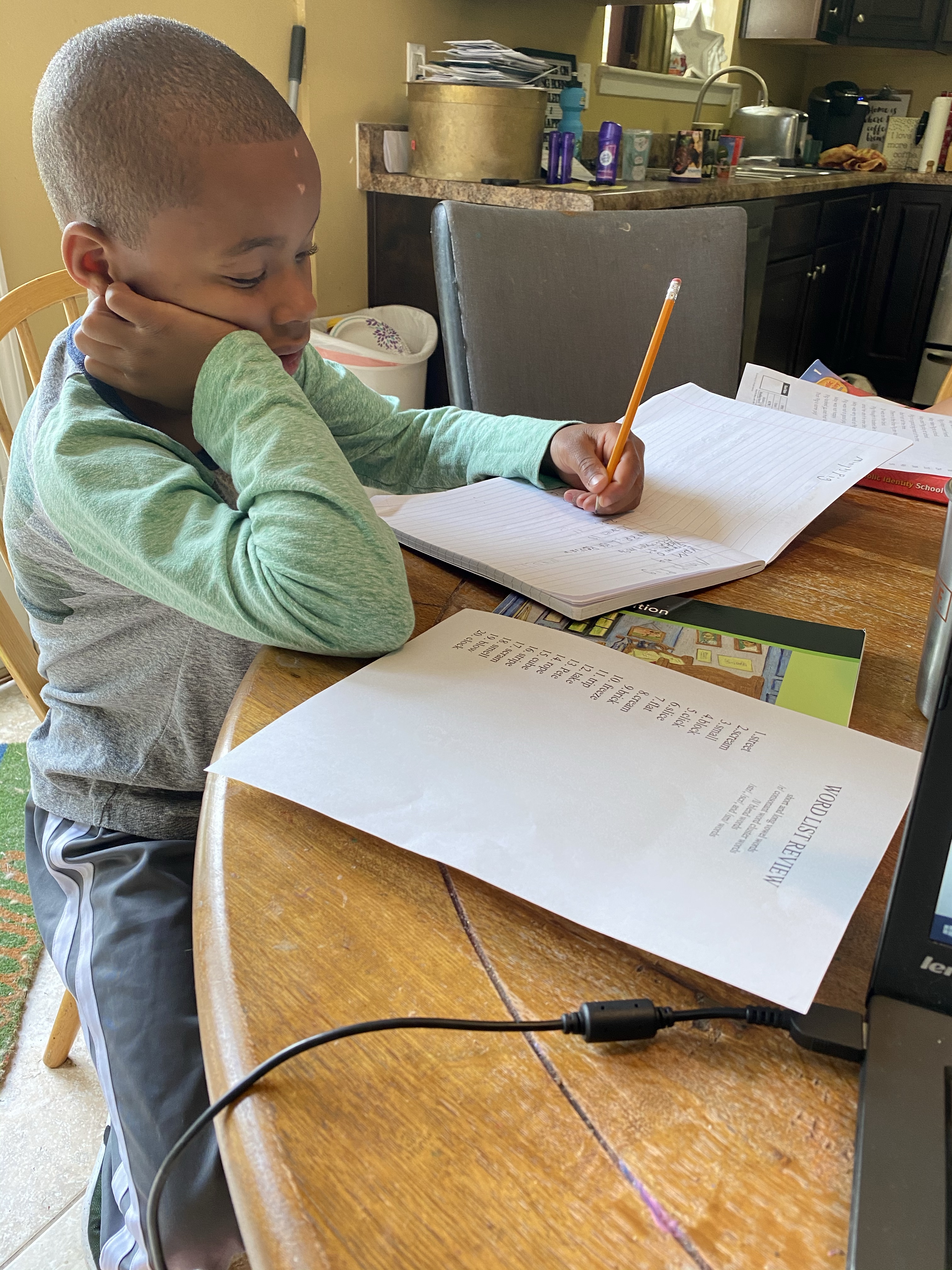 Learning as a family is always a good idea.  #familyactivities #budgetfriendlyactivities #kidactivities #freeactivities #freefamilyactivities