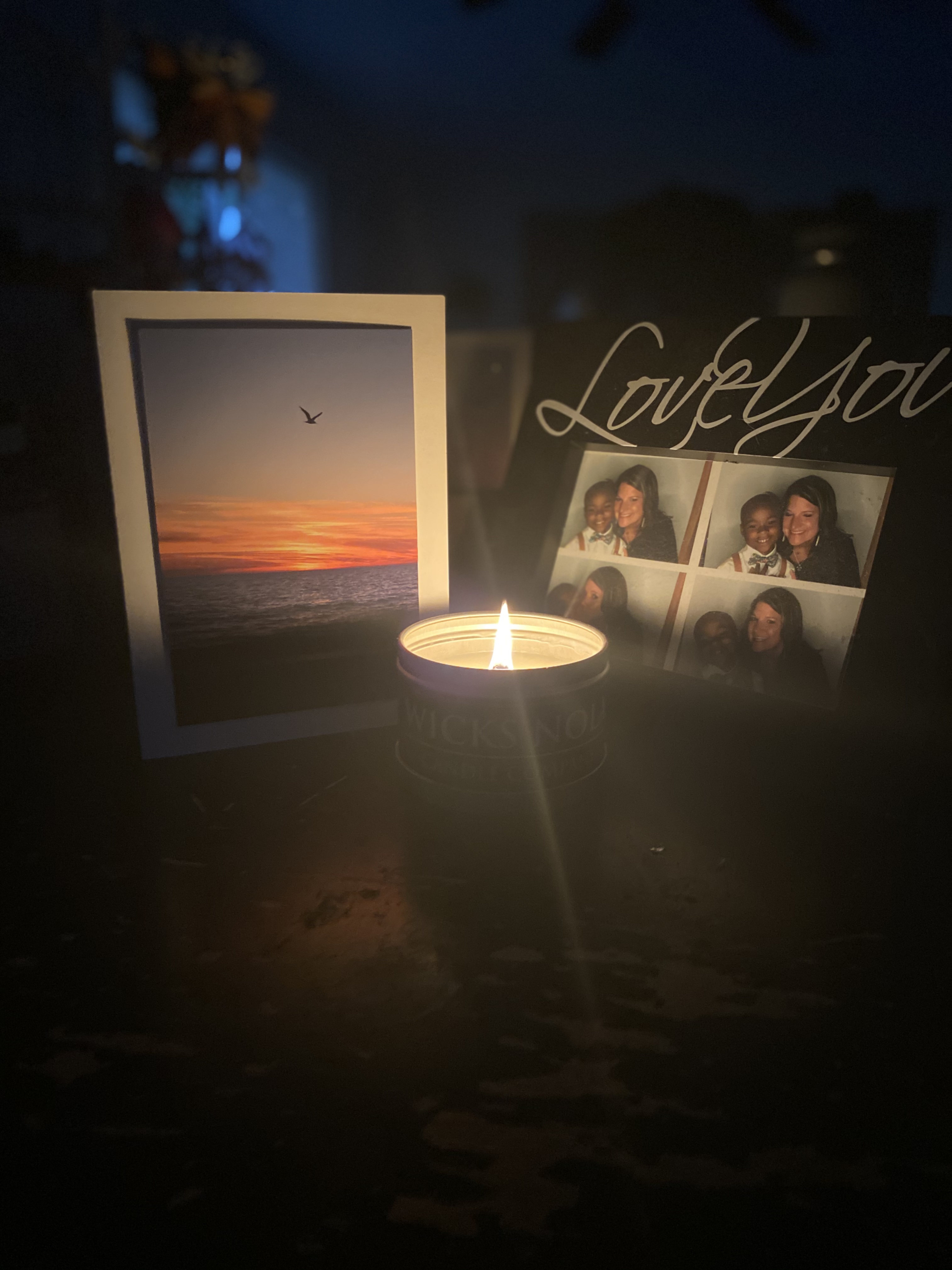 Be a light in the dark places with thoughts and prayers.  #birthdaycards #bealight #stationary #photocards #spreadlight #cardshandmade