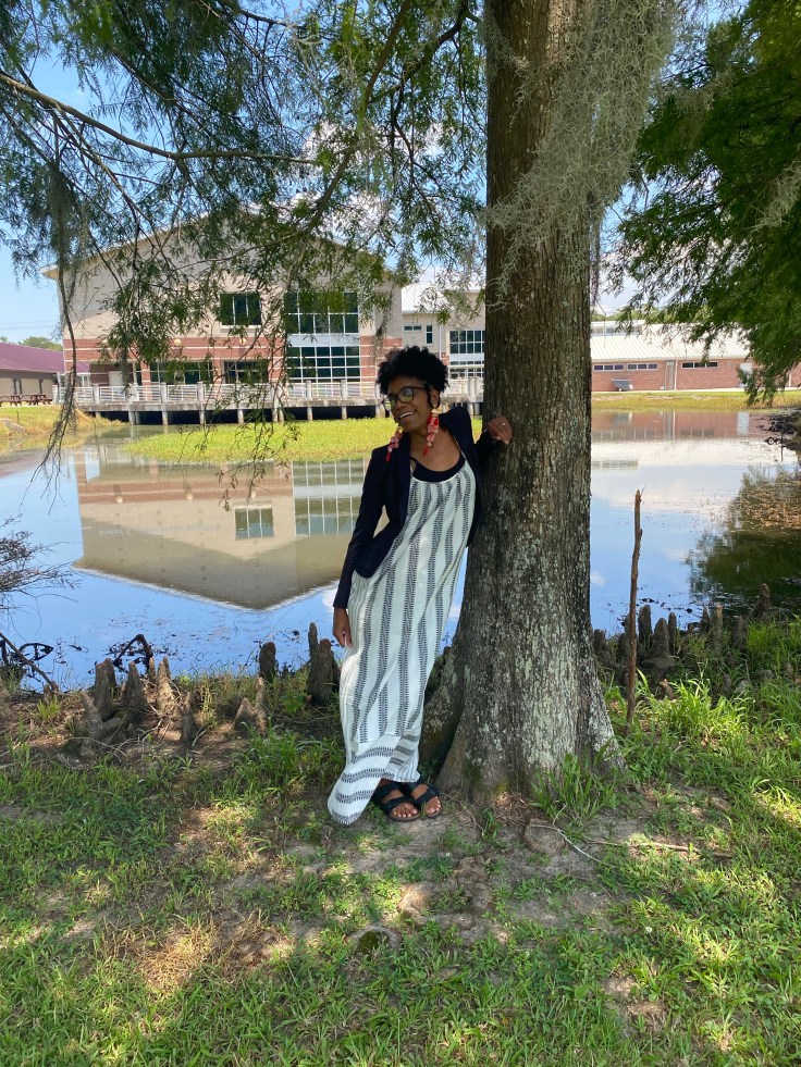 Boho dress with blazer for your work wardrobe #fallwardrobe #fallfashion #minimalistwardrobe #workwardrobe #capsulewardrobe