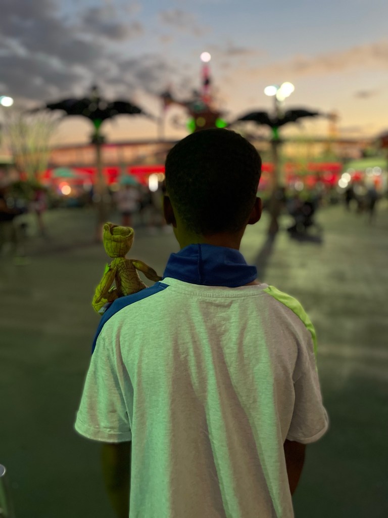 Disney World Photo Ideas - Grut Avengers - Disney's Magic Kingdom | ordinarilyextraordinarymom #disneyworldphotos #disneyphotos #disneyphotospots #disneyphotoideas #disneyphotoideaskids