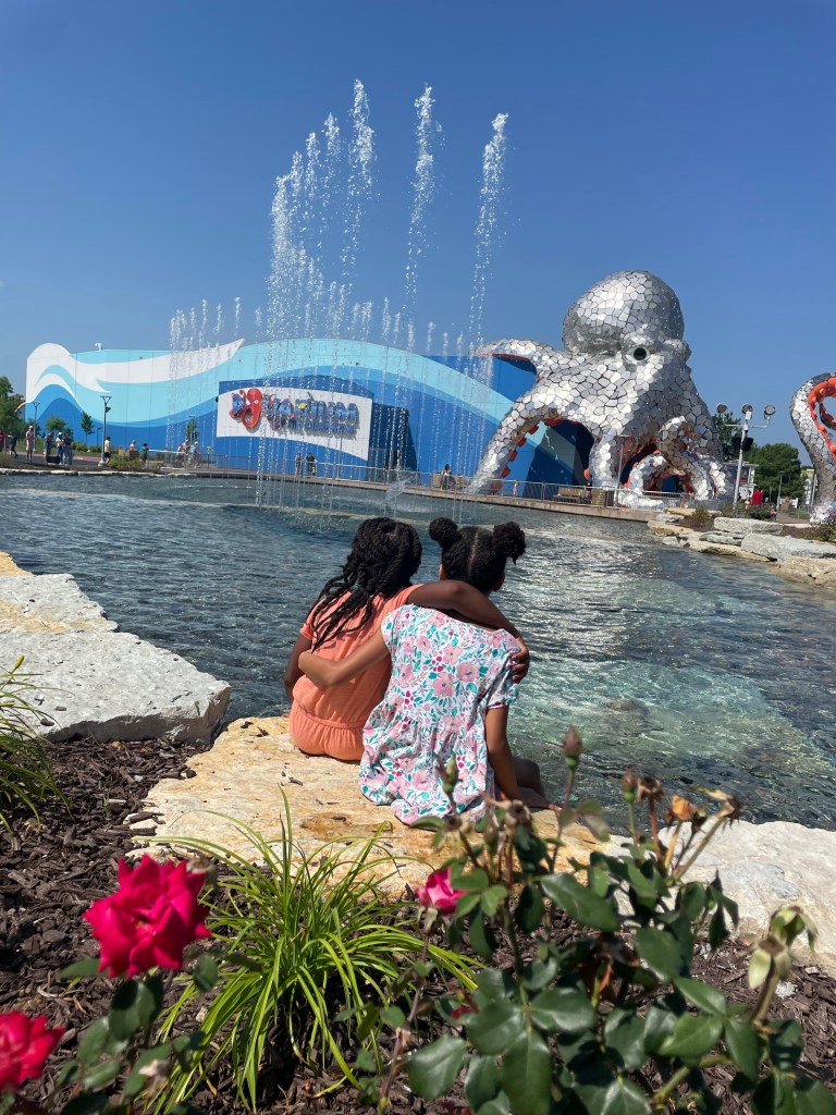 Branson Missouri Instagram Photo spots | #instagramphotoideas #instagramphotoinspiration #bransonmissouri #explorebranson #bransonphotoops #aquariumphotoshoot